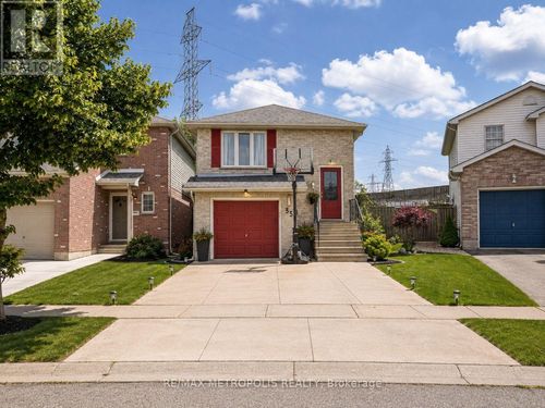 35 Phair Crescent, London South (South J), ON, N5Z5B5 | Card Image