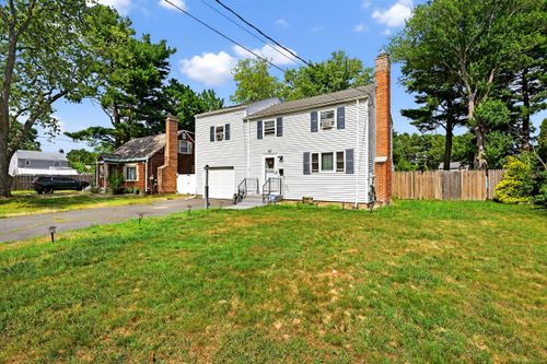 20 Ferncrest Dr, East Hartford, CT, 06118-2722 | Card Image