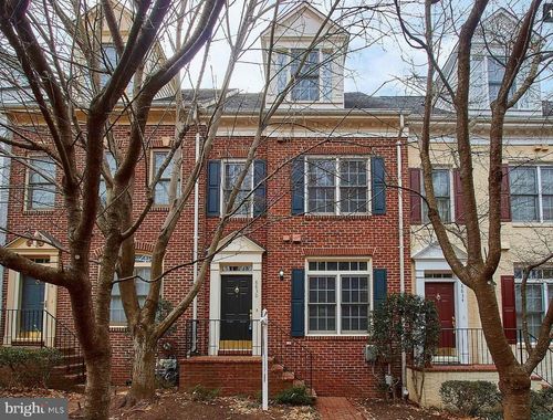 8830 Mansion View Ct, VIENNA, VA, 22182-5519 | Card Image