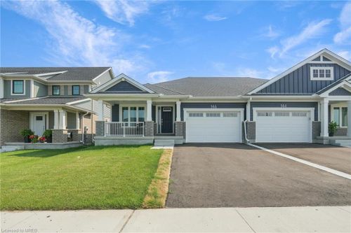 {{alt}} | Card Image