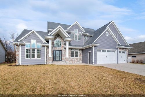 657 Black Earth Drive, DE PERE, WI, 54115 | Card Image