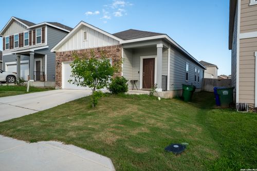 13522 Sunrise Mdw, Saint Hedwig, TX, 78152-0209 | Card Image
