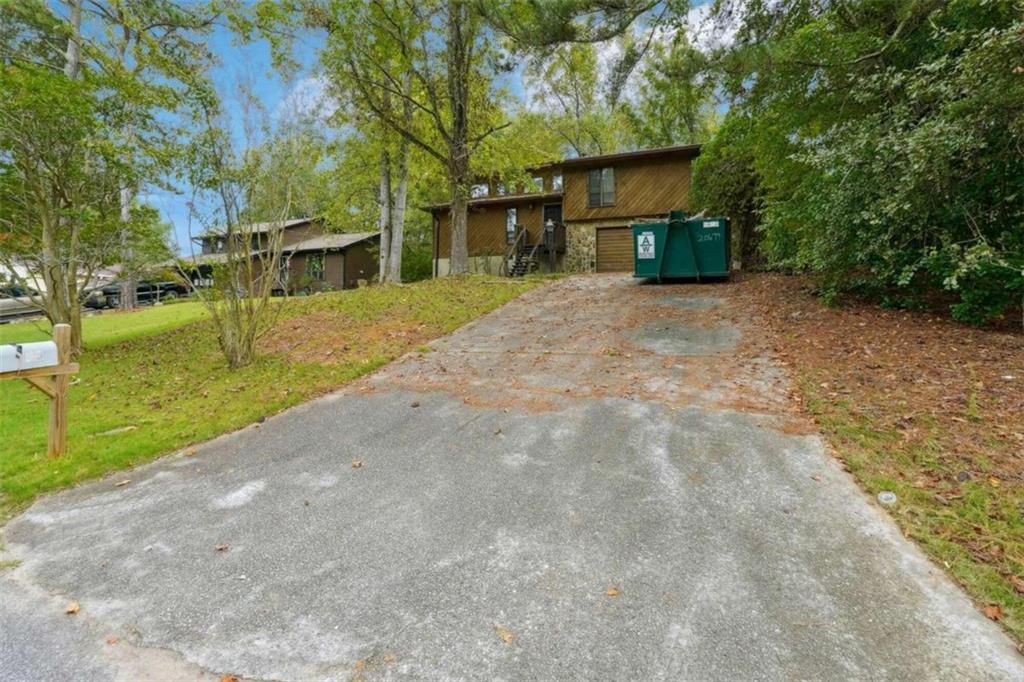 Windgate Dr, Riverdale, GA 30274