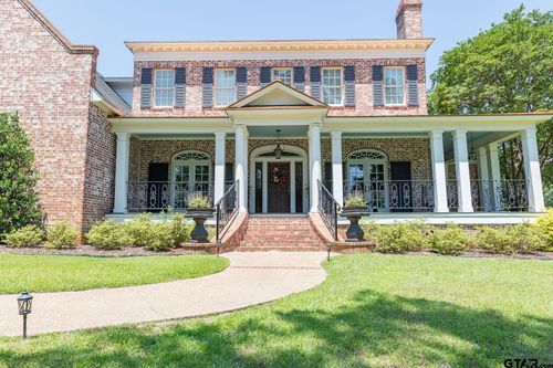902 E South St, Lindale, TX, 75771-3388 | Card Image