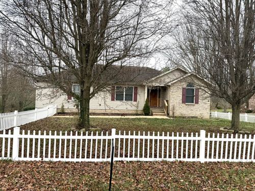 212 S Loop Dr, Stanford, KY, 40484-8325 | Card Image