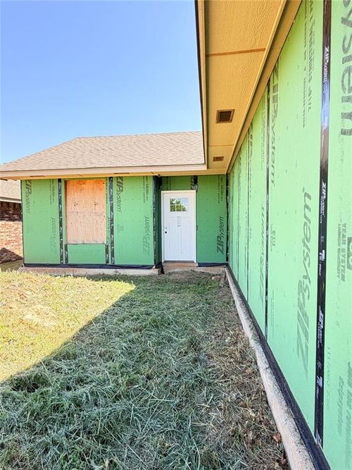 8506 Ne 34th Pl, Spencer, OK, 73084-3255 | Card Image