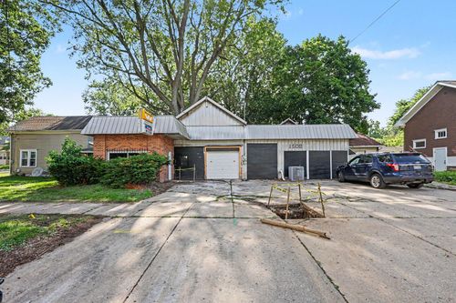 1508 1st St, Jackson, MI, 49203-4002 | Card Image