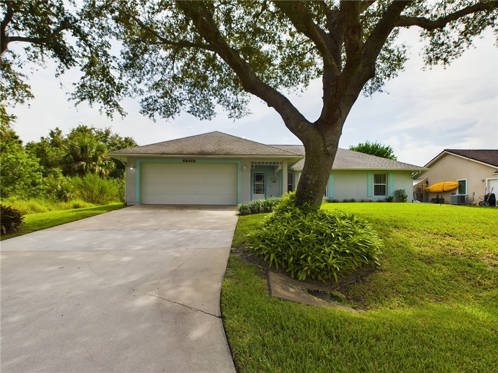 George St, Sebastian, FL 32958