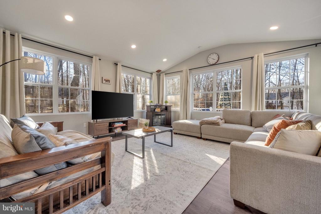 Residential Lease in ALBRIGHTSVILLE 3