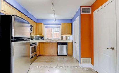 73 Kenilworth Gate, Markham, ON, L6B0A5 | Card Image