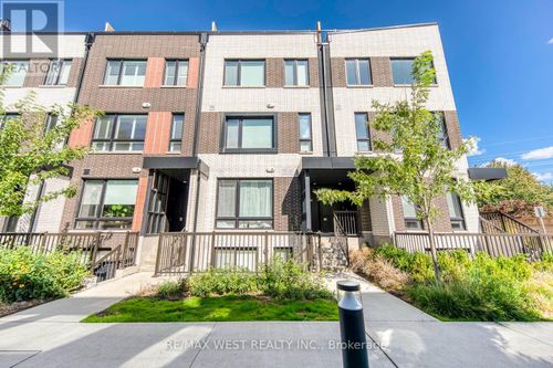 3-40 Ed Clark Gardens Boulevard, Toronto (Weston-Pellam Park), ON, M6N0B5 | Card Image