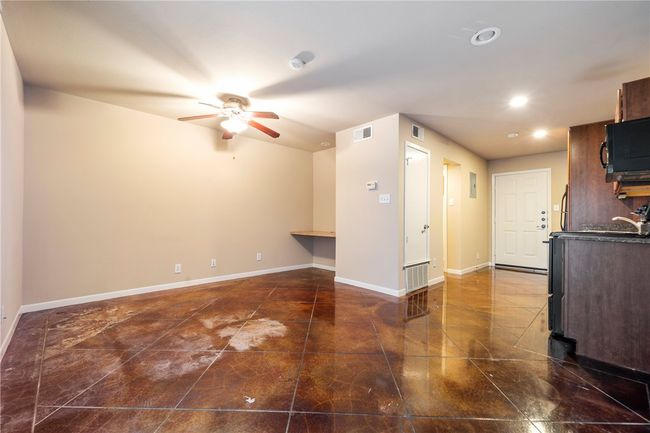 APT-202 - 301 W 38 Th St, Condo with 0 bedrooms, 1 bathrooms and 1 parking in Austin TX | Image 10