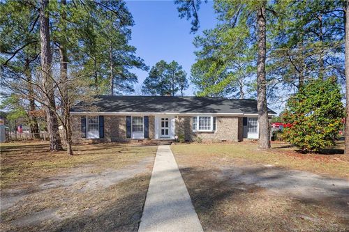 400 Hallmark Rd, Fayetteville, NC, 28303-2616 | Card Image