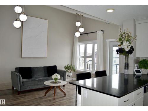 1203 163 St Sw, Edmonton, AB, T6W3X1 | Card Image