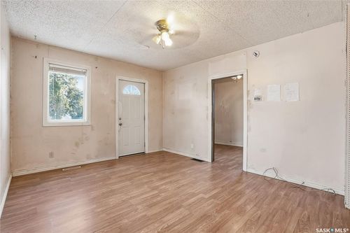 308 1st E, Delisle, SK, S0L0P0 | Card Image