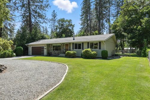 17717 N West Shore Rd, Nine Mile Falls, WA, 99026-9696 | Card Image