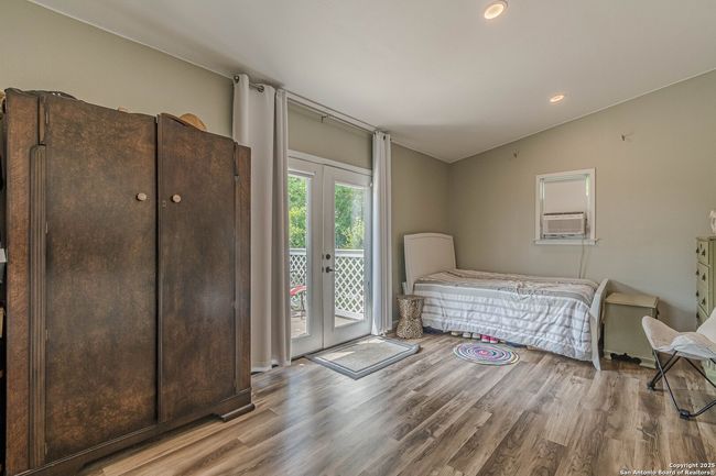3951 Briar Hollow St, House other with 3 bedrooms, 2 bathrooms and null parking in San Antonio TX | Image 59