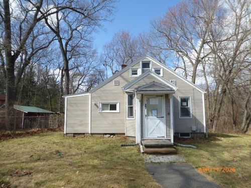 22 Bluemer Rd, Southampton, MA, 01073-9347 | Card Image