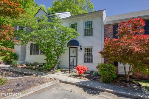 3851 Tambark Dr, Knoxville, TN, 37917-1111 | Card Image