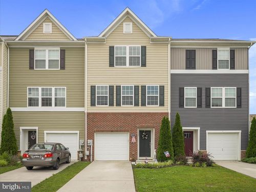 197 Magellan Dr, MARTINSBURG, WV, 25404-4007 | Card Image