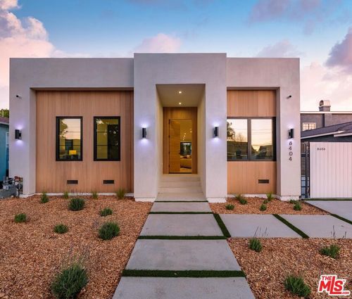 8404 Gonzaga Avenue, Los Angeles, CA, 90045 | Card Image