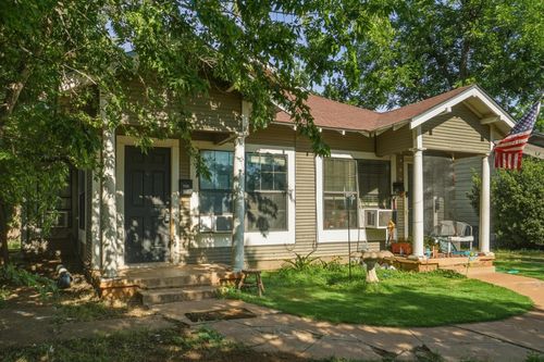 735 Victoria St, Abilene, TX, 79603-6026 | Card Image