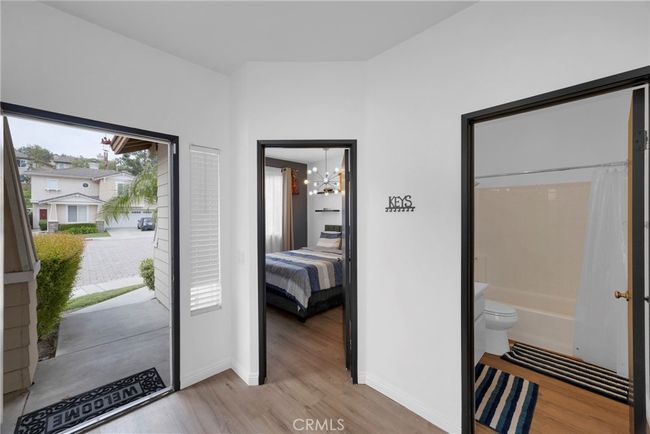 2216 Jeans Ct, House other with 3 bedrooms, 3 bathrooms and 2 parking in Signal Hill CA | Image 4