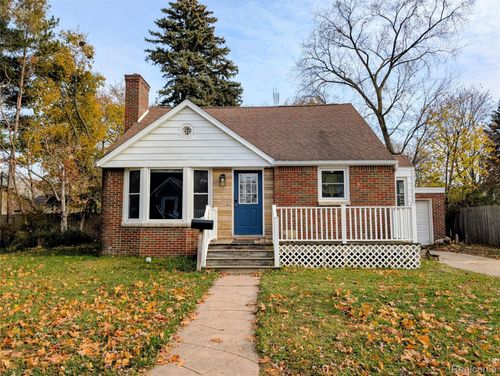 120 Gratton St, Bad Axe, MI, 48413-1339 | Card Image