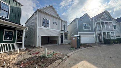 1114 Pearl Wood Dr, Houston, TX, 77008-2927 | Card Image