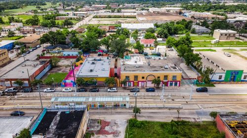 6632 Harrisburg Blvd, Houston, TX, 77011-4430 | Card Image