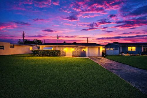 7904 Plantation Blvd, Miramar, FL, 33023-2454 | Card Image