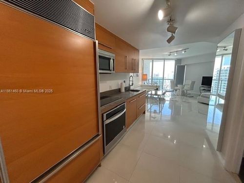 apt-5108-475 Brickell Ave, Miami, FL, 33131-2714 | Card Image