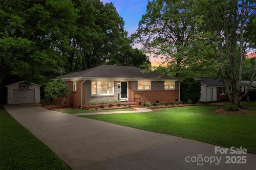 3252 Brixton Ct, Charlotte, NC, 28205-3333 | Card Image