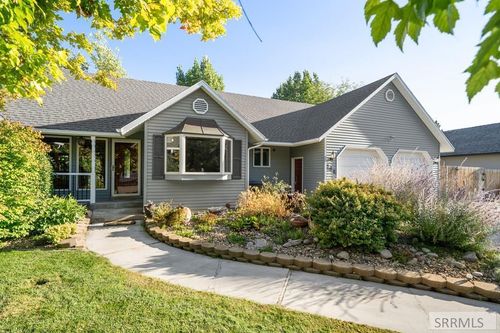 142 Stone Run Ln, Idaho Falls, ID, 83404-7244 | Card Image