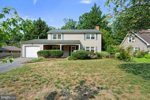 4000 Wakefield Ln, Bowie, MD, 20715-1319 | Card Image