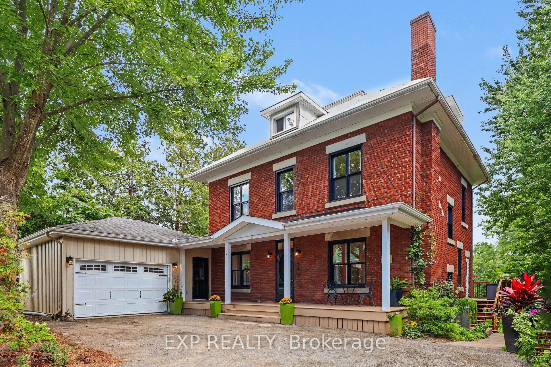 Residential in Russell 2