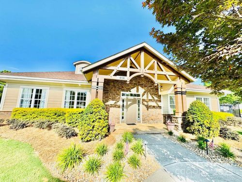 821 Canoe Song Rd, Fort Mill, SC, 29708-5518 | Card Image