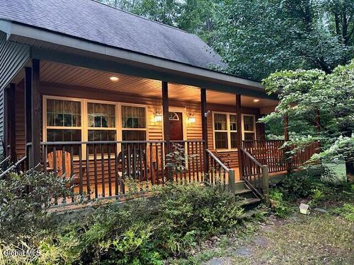 40 Finkle Farm Rd, Lake George, NY, 12845-6319 | Card Image