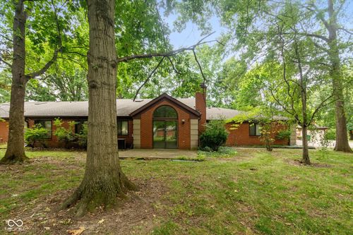 2203 Oak Run Pl, Indianapolis, IN, 46260-5123 | Card Image