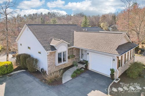 80 Laurel Ridge Pl, Hendersonville, NC, 28739-5818 | Card Image