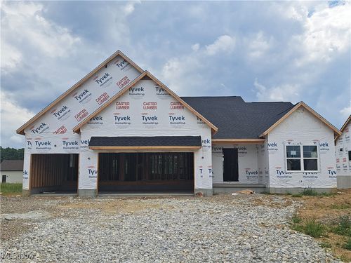 778 Fair Vista Cir Sw, Hartville, OH, 44632-9245 | Card Image