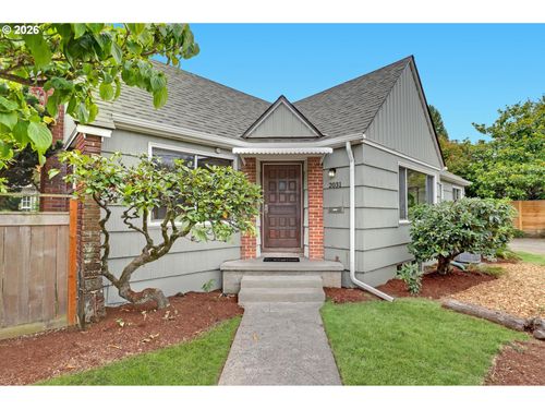 2031 Ne 58th Ave, Portland, OR, 97213-4107 | Card Image