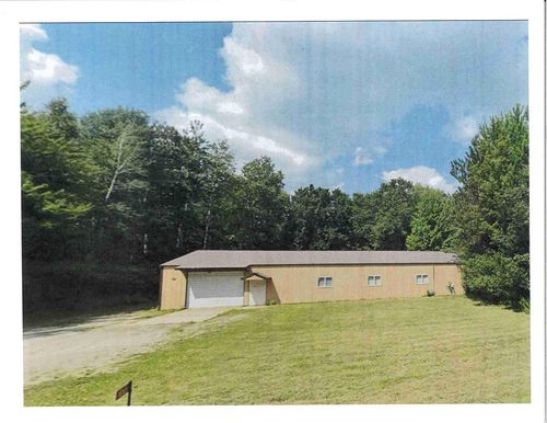 W1830 Old Peshtigo Rd, Marinette, WI, 54143-9439 | Card Image