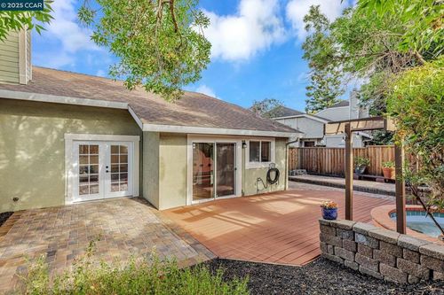 7684 Arbor Creek Cir, Dublin, CA, 94568-2264 | Card Image