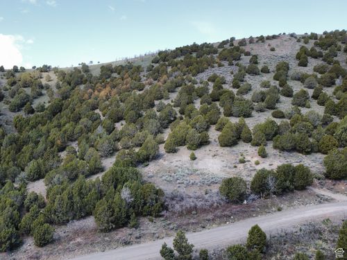 15102 S Shaggy Mountain Rd, Herriman, UT, 84096-4443 | Card Image