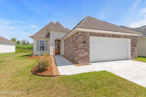 101 Central Village Way, Youngsville, LA, 70592-6962 | Card Image