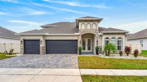 489 Avila Pl, Howey In The Hills, FL, 34737-4337 | Card Image