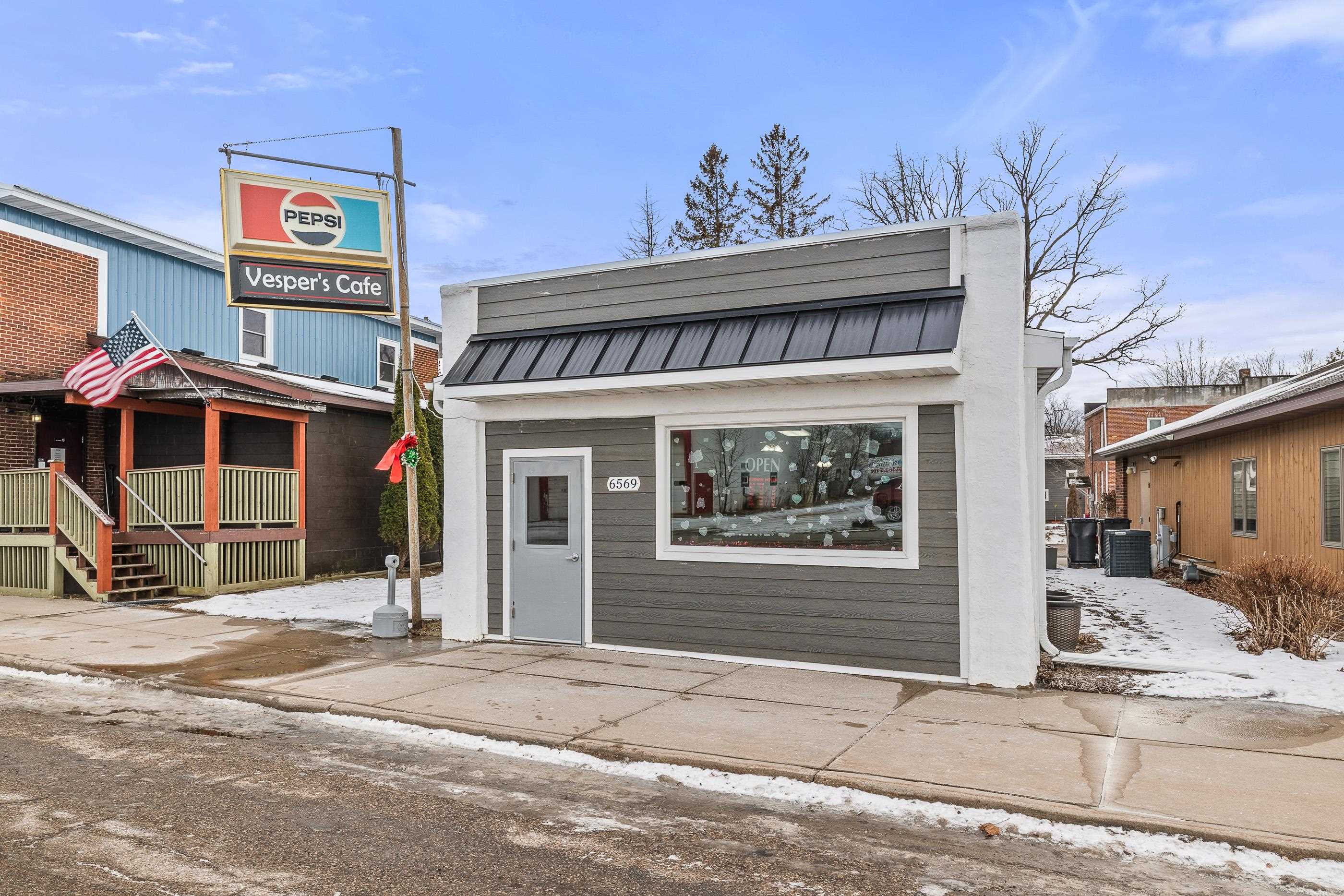 6569 Cameron Ave, Vesper, WI 54489-9458