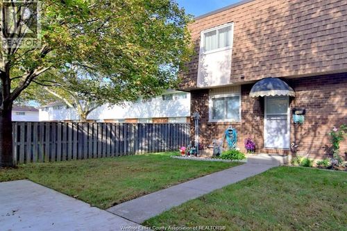 5468 Lassaline Ave, Windsor, ON, N8T1A8 | Card Image