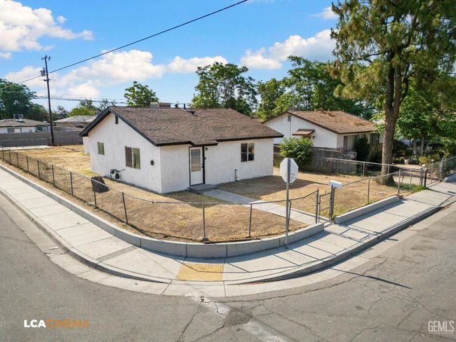 145 Kincaid St, House other with 2 bedrooms, 1 bathrooms and null parking in Bakersfield CA | Image 7